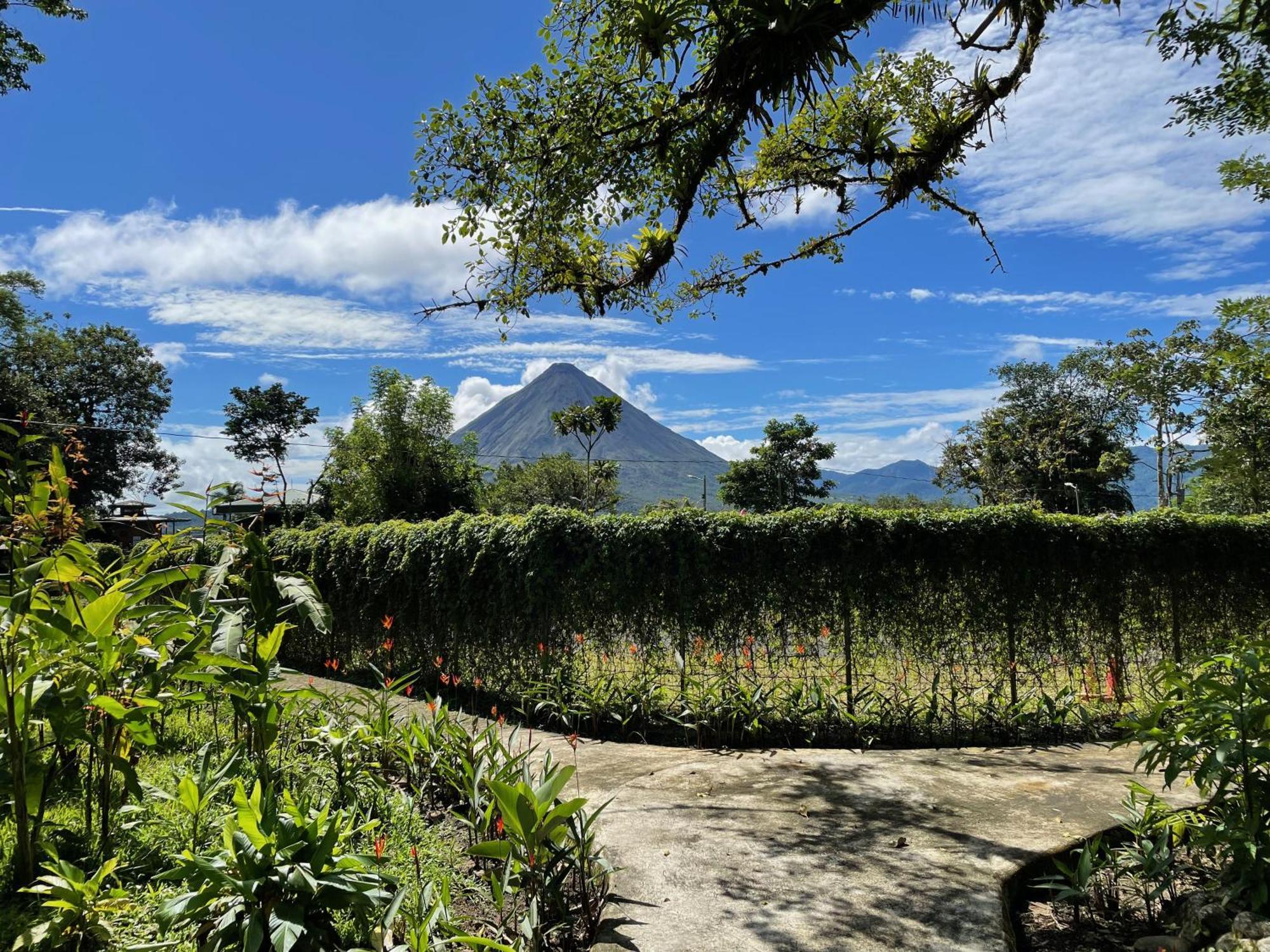 Sangregado Lodge La Fortuna Exteriör bild