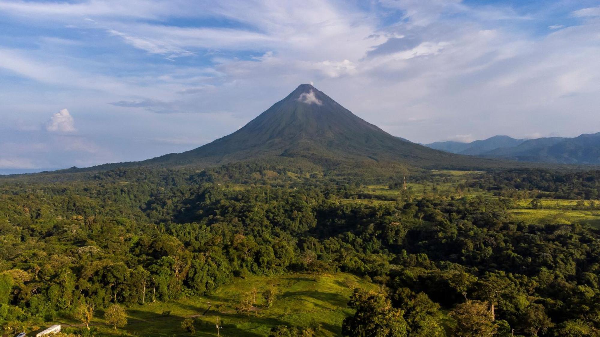 Sangregado Lodge La Fortuna Exteriör bild